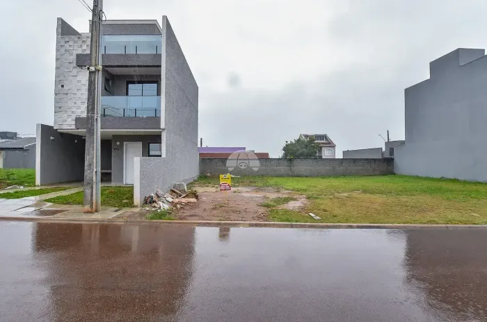 Terreno pronto para construir em um condominio fechado