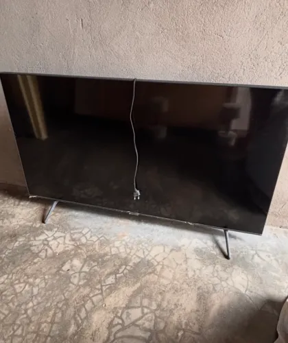 Televisão COM DEFEITO/ Samsung 55 polegadas