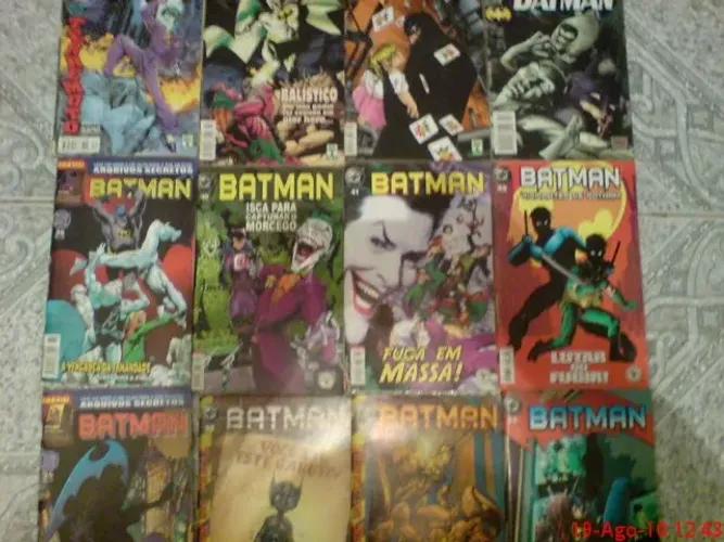 REVISTA EM QUADRINHOS BATMAN SERIE PREMIUM
