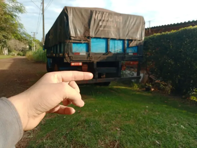 Vendo caminhão d60 