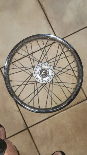 Rodas Dianteira E Traseira Raiada Original Fan Titan 150 (Usado)