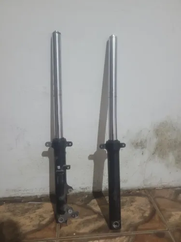 Vendo bengalas da titan 2025 originais