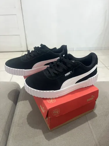 Tênis PUMA Carina 3.0 Preto e branco - Original- Nunca usado.