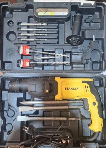 MARTELETE STANLEY 800W - MODELO SHR COM BROCAS E PONTEIROS