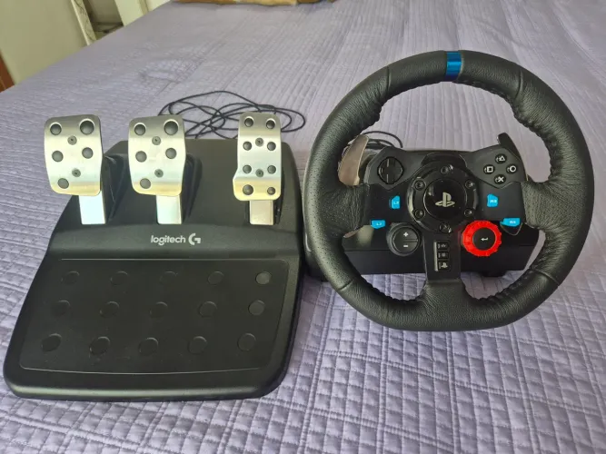 Logitech G29 + Pedais