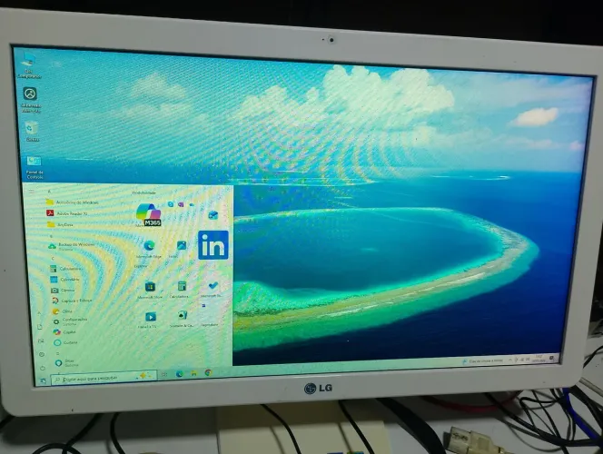 Computador ALL In One LG com defeito na tela