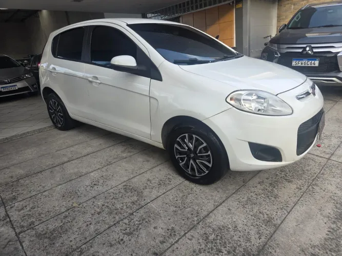 Fiat Palio Attractive 1.0 EVO Fire Flex 8V 5P 2015