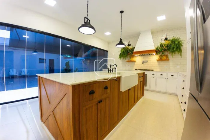 Casa para Locação no Residencial Maria Cândida em Indaiatuba - SP - R$ 15.000,00