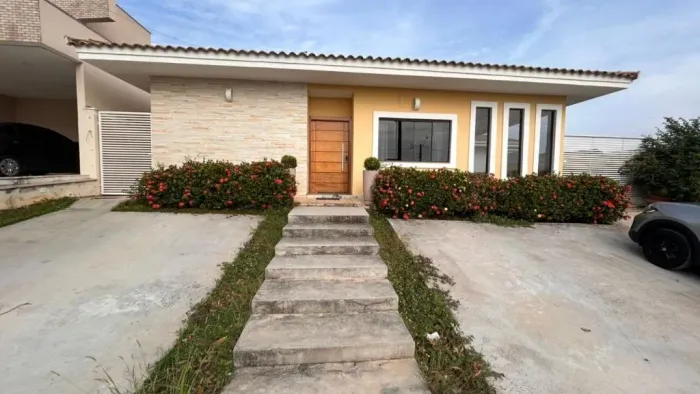 Casa com 3 dormitórios para alugar, 279 m² por R$ 9.073,64/mês - Condomínio Campos do Cond