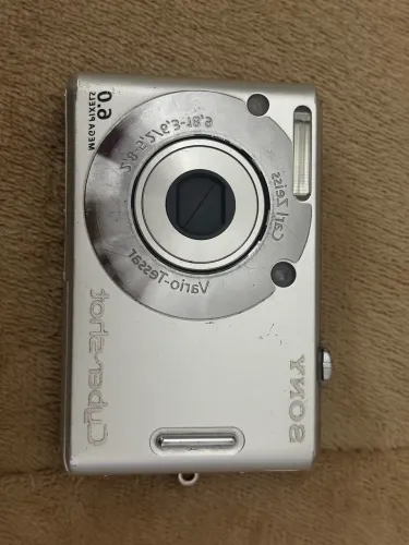 Sony CyberShot DSC-W30
