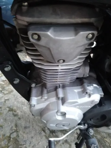 Moto muito nova
