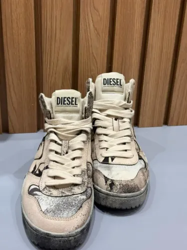 Diesel S-Ukiyo V2 Mid tamanho 39/40