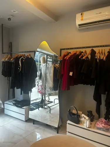 Repasse Loja Moda Jovem Feminina 