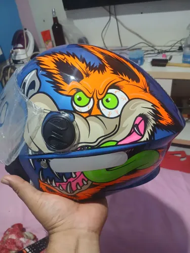 Capacete