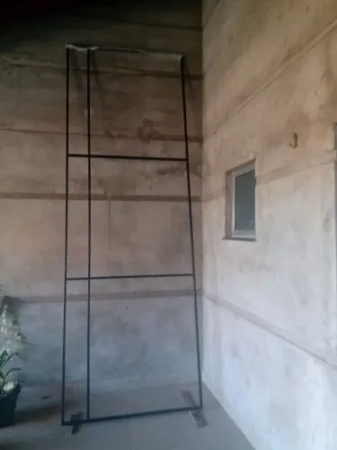 Estrutura de Ferro 3,50m x 1,20m - Pintada e Pronta para Uso (Banner/Portão)