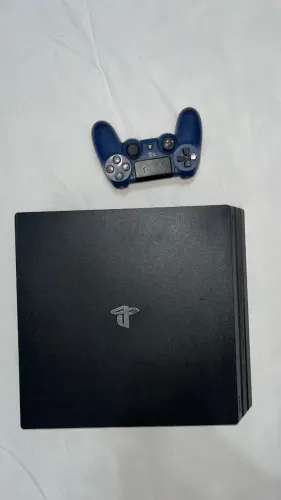 PlayStation 4 pro 1 tb