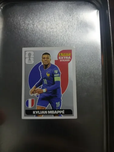 Figurinha Panini Extra Sticker - Kylian Mbappé (Prata) | Copa do Mundo FIFA