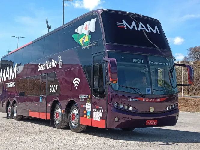 Ônibus DD Scania k124 4 eixos SEMI LEITO TURISMO
