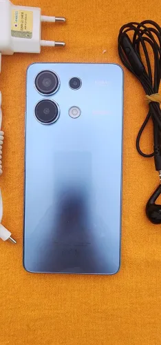 VENDO CELULAR REDMI 13 NOVINHO 256 GIGAS 8 DE RAM