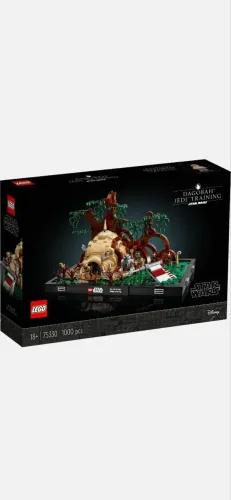Lego Star Wars 75330 - Diorama de Treinamento Jedi em Dagobah - Novo