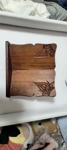 Suporte de Bíblia em madeira