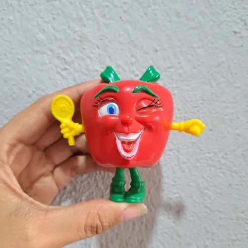 Boneco Ruby the Red Apple McDonald's 1993 Raro