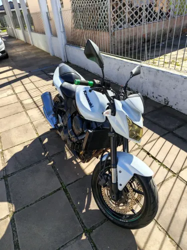Vendo Kawasaki z 750 2010
