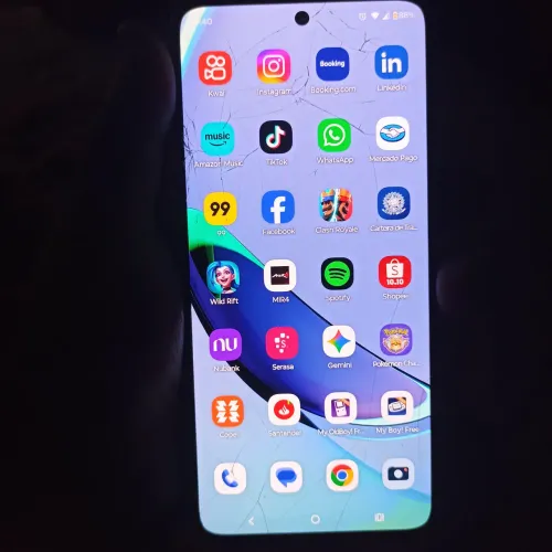 Moto G84