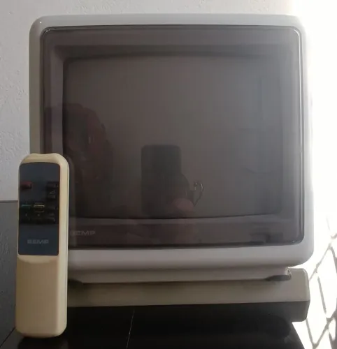 TV Semp Toshiba 102 10" polegadas
