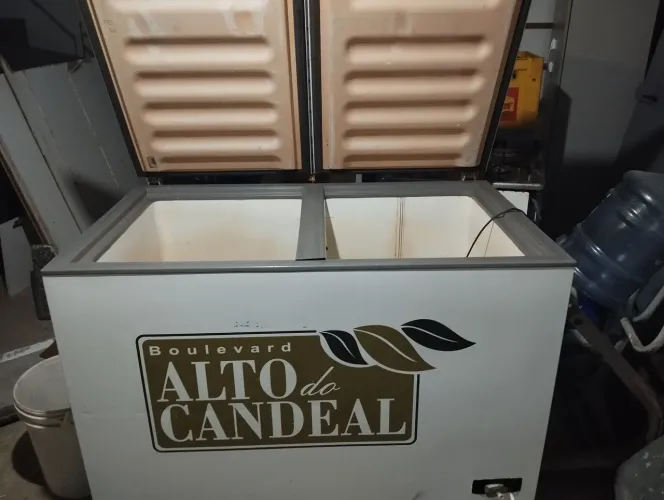 Freezer Grande horizontal duas portas