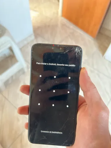 Zenfone Max Shot Tela trincada