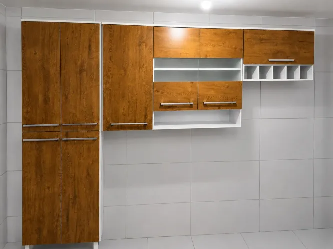 Armário de Cozinha (Em estado de novo )
