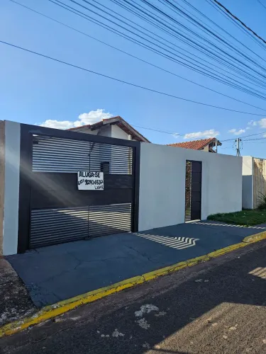 Alugo Casas na Região do Nova Lima, Montevide, Parque dos Novos Estados e Rouxinois.