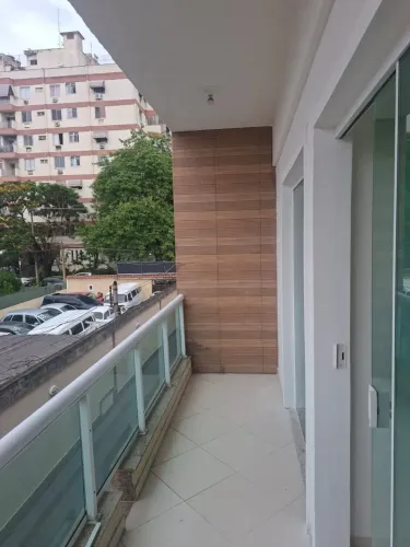 ALUGO CASA GEMINADA TRIPLEX 150m..VILA VALQUEIRE..03 QUARTOS (02 Suites)