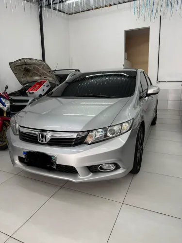 Honda Civic Sedan LXR 2.0 Flexone 16V Aut. 4P 2014
