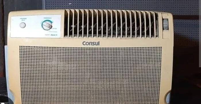 Dois ar condicionados Consul excelente estado por 1.700 reais