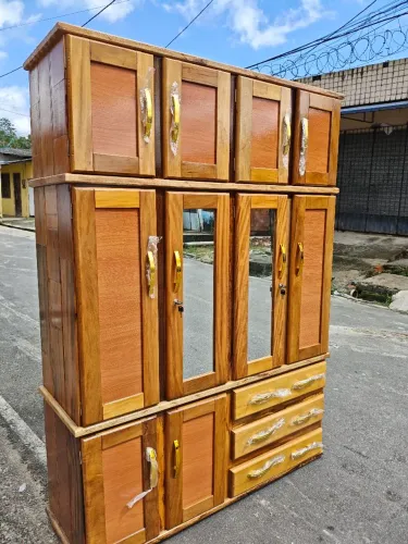Guarda roupa de casal 90% madeira de lei frete grátis 