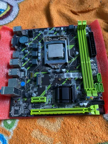 Placa de vídeo com processador 