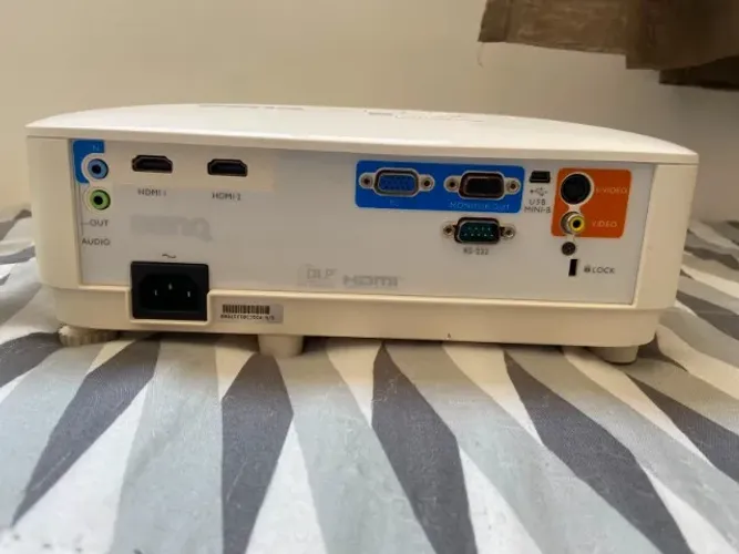 Projetor Benq MX550 3.600 lúmens