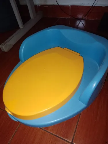 Penico para desfraldar criança 