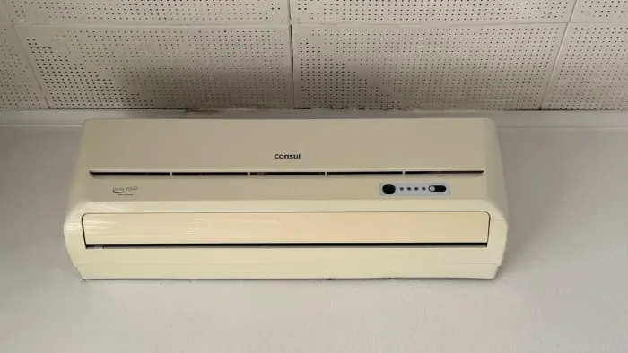 Ar condicionado CONSUL 18000 btus quente e frio