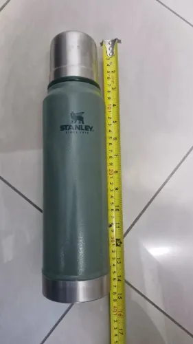L278) Garrafa Classic Stanley 1 litro comprado nos Estados Unidos