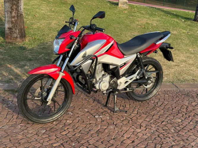 HONDA CG 160 TITAN ANO 2016 EDIÇÃO ESPECIAL 40 ANOS