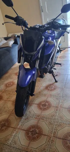 Moto Fazer 250 Azul