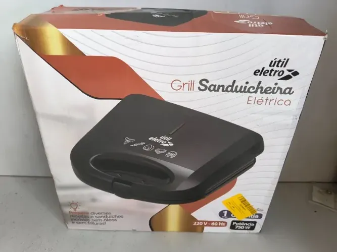 Lote 013 Sanduicheira Grill Eletrica Util Eletro 60hZ 220V 2 Pocoes 750W