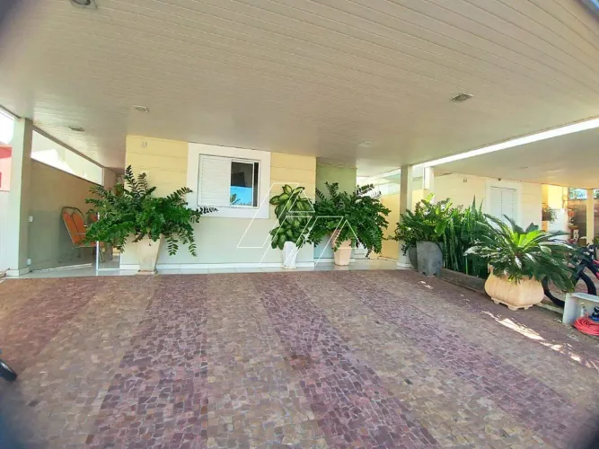 Casa em condomínio à venda, 4 quartos, 1 suíte, Jardim Maria Martha - Marília/SP