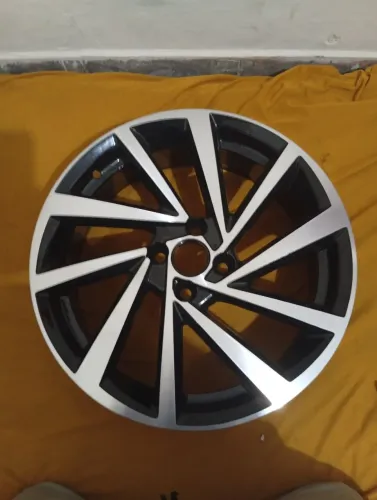 Rodas aro 17 chama