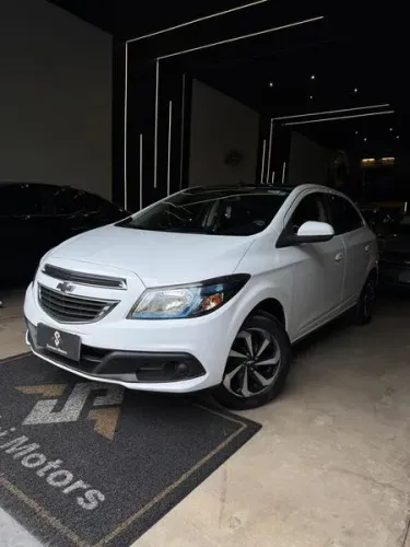 Chevrolet Onix Hatch LT 1.4 8V Flex Power Aut. 4P 2015
