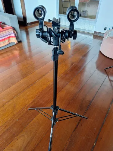 kit 2 softboxs greika 50x70 duplos com tripés e 4 lâmpadas