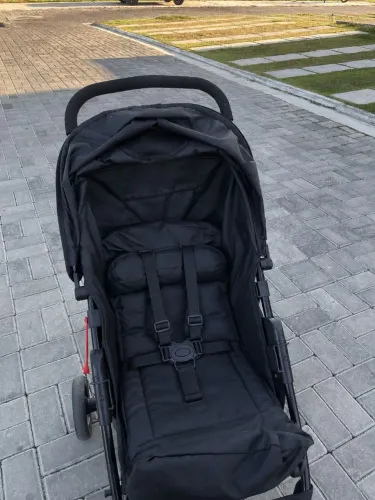 Carrinho de bebê Cosco
